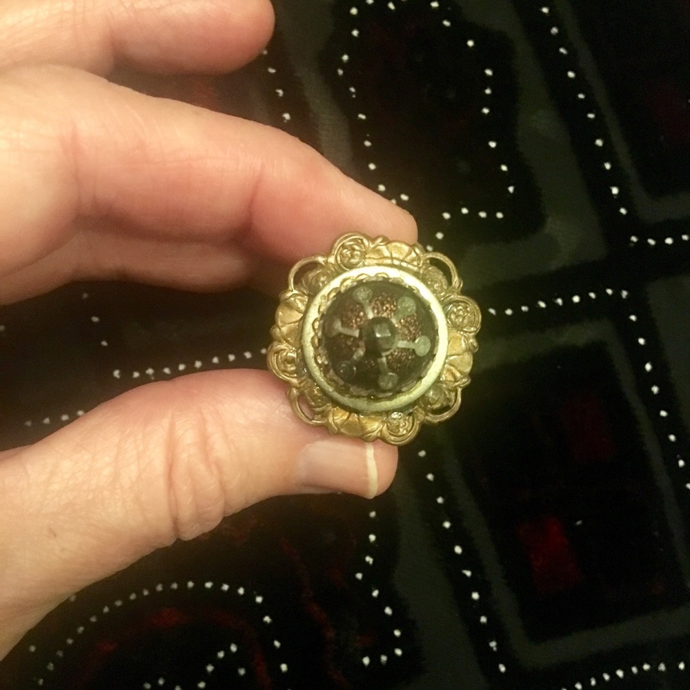 Antique Button Ring. - image 2